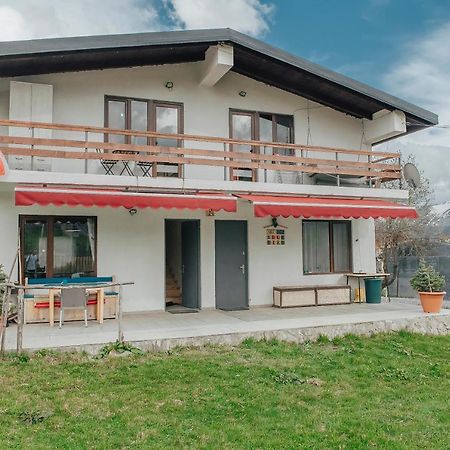 Ski House Bluebird Гудаури Экстерьер фото