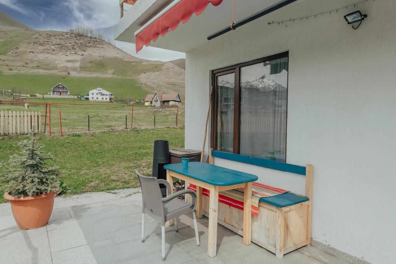 Ski House Bluebird Гудаури Экстерьер фото